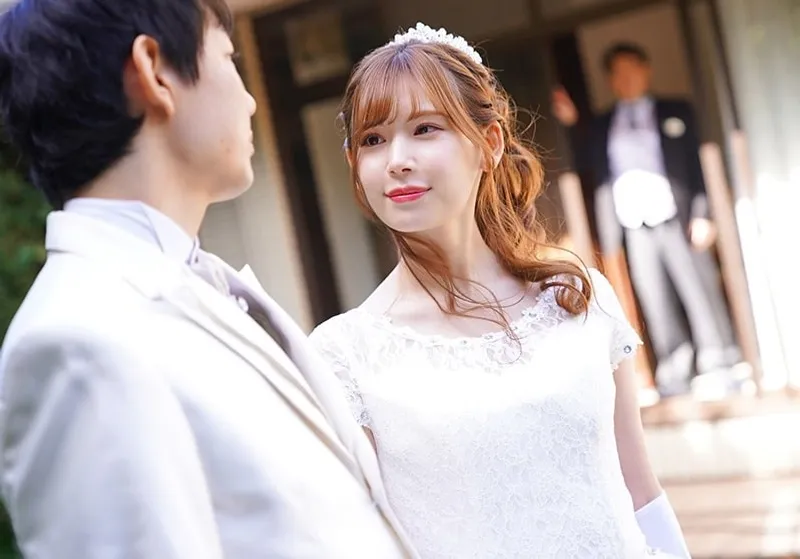 Bố chồng yêu địt con dâu ngay sau lễ cưới của con trai